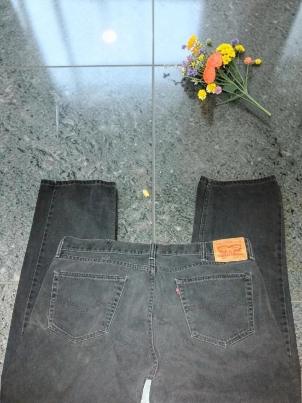 Classic Levi's 505 Regular Fit Straight Leg Black Wash Jeans 40x32